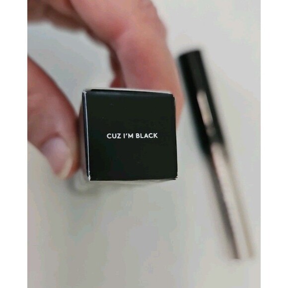 Fenty Beauty Full Frontal Volume, Lift & Curl Mascara - Black (0.42 fl oz) - Picture 4 of 7